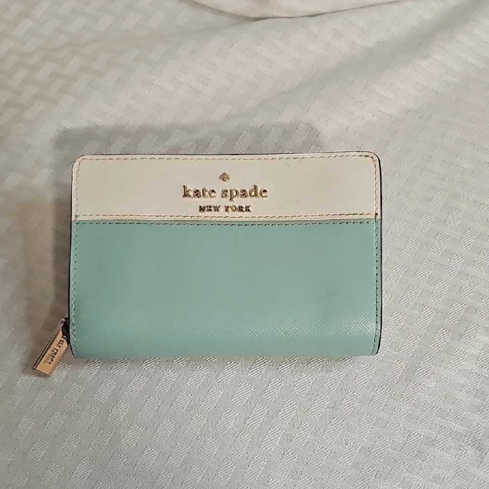 Kate Spade New York‎ Wallet - Mint and Cream (Like New)